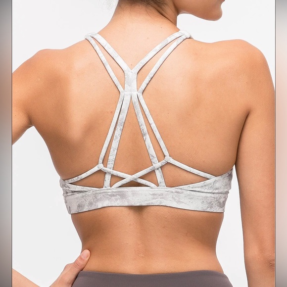 ALO Goddess Sportsbra - Picture 5 of 7